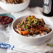 Korean Beef Bowl (Bulgogi - Korean BBQ Beef) - easy to make with ingredients from the supermarket. Great marinade!