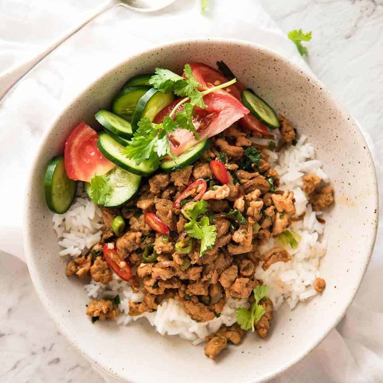 A fantastic Thai Stir Fry Sauce used to make a quick easy Thai Stir Fry using chicken, turkey or pork - ground or bite size pieces. Classic REAL Thai, super fast healthy dinner! recipetineats.com