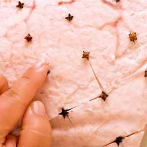 Cloves in glazed ham