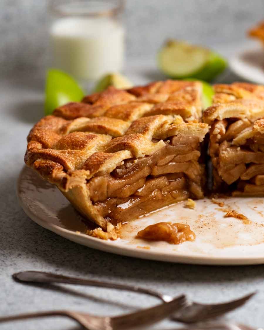 Close up slice of apple pie