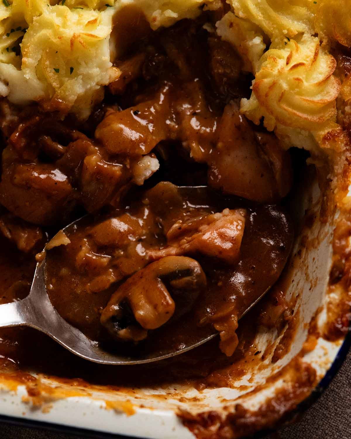 Duchess potato chicken mushroom pie